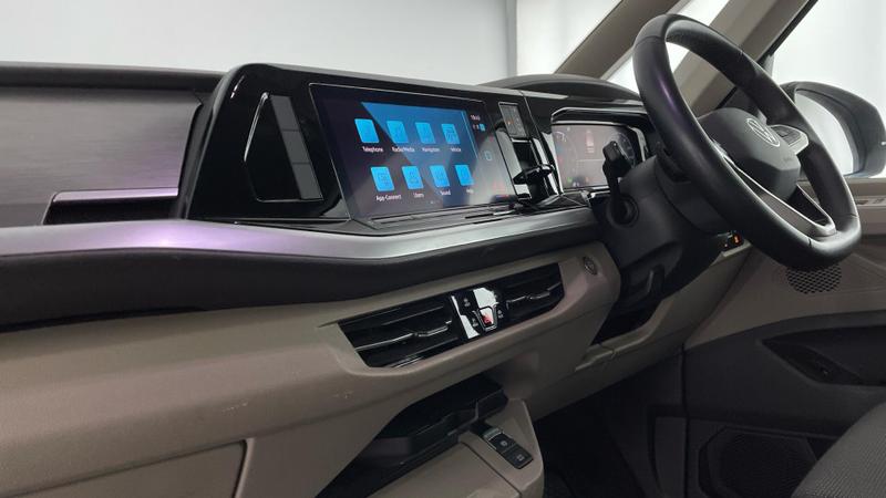 Used Volkswagen Multivan 2023 for sale - 76391368: Photo 35