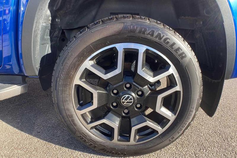 Used Volkswagen Amarok for sale - 76557439: Photo 5