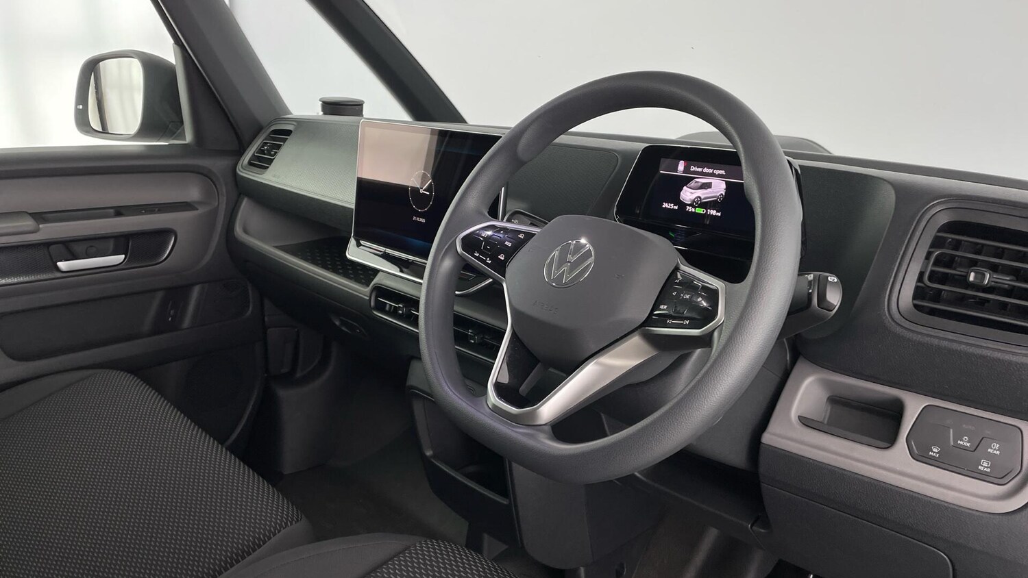 Used Volkswagen ID.Buzz 2025 for sale - 77602534: Photo 6