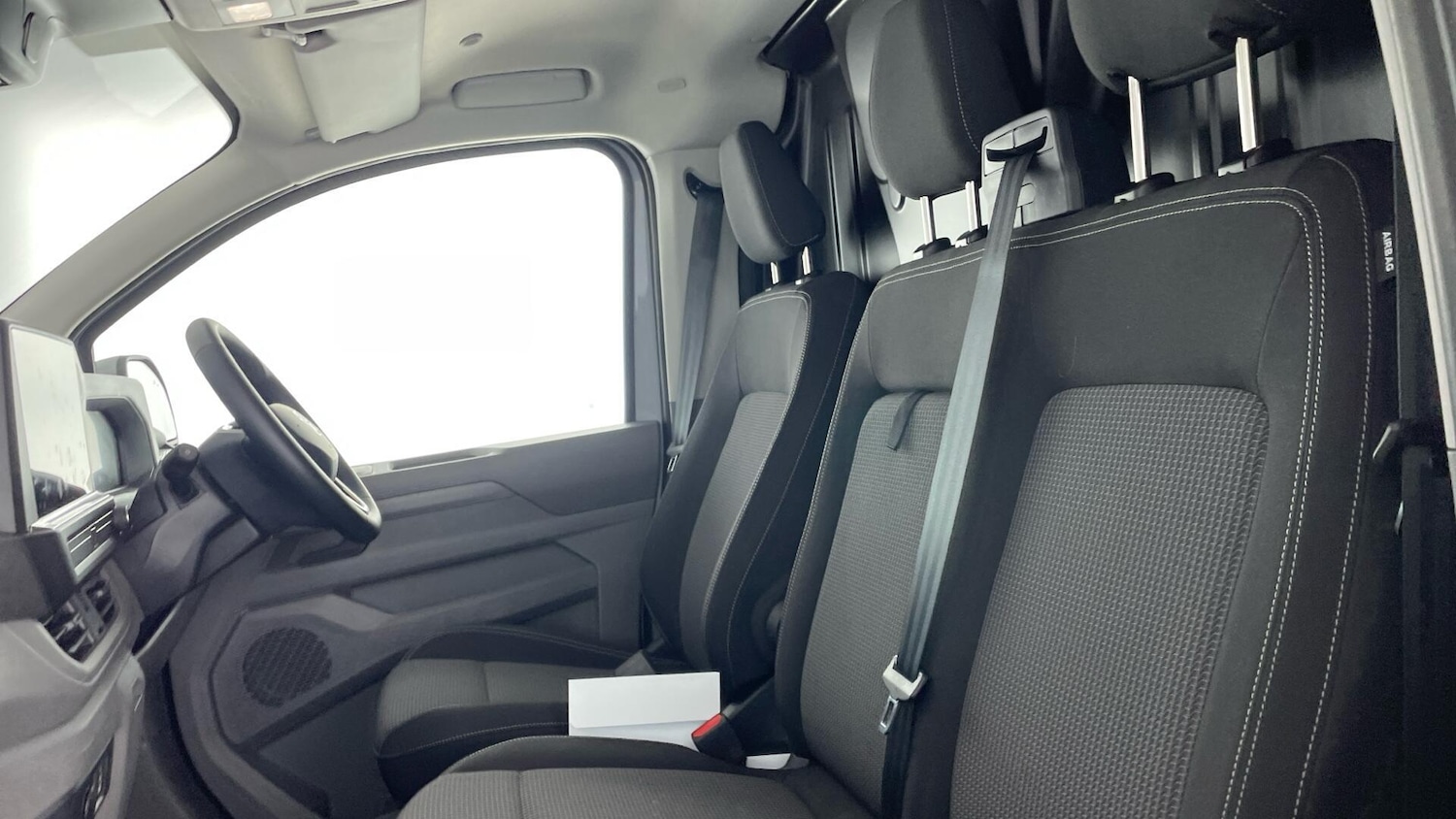 Used Volkswagen Transporter 2025 for sale - 77701449: Photo 36