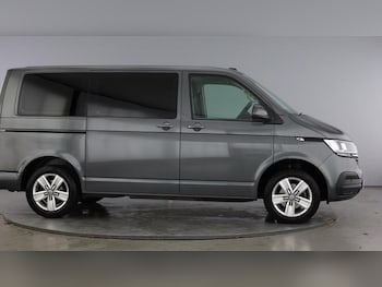 Used Volkswagen Transporter Shuttle 2020 for sale - 76255318: Photo
