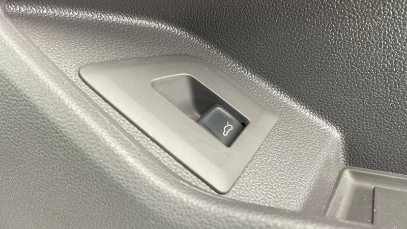 Used Volkswagen Multivan 2025 for sale - 75638977: Photo 19