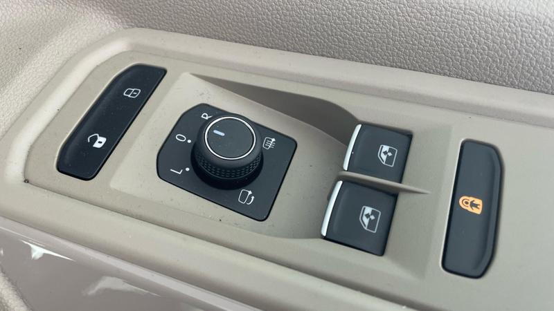 Used Volkswagen Multivan 2025 for sale - 75638977: Photo 20