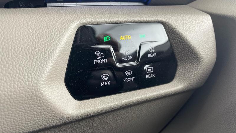 Used Volkswagen Multivan 2025 for sale - 75638977: Photo 23