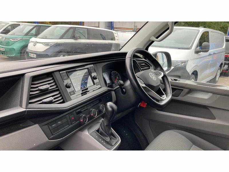 Used Volkswagen Transporter 2022 for sale - 76172640: Photo 2