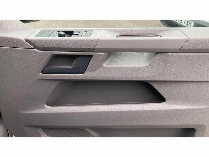 Used Volkswagen Transporter 2022 for sale - 76172640: Photo 25