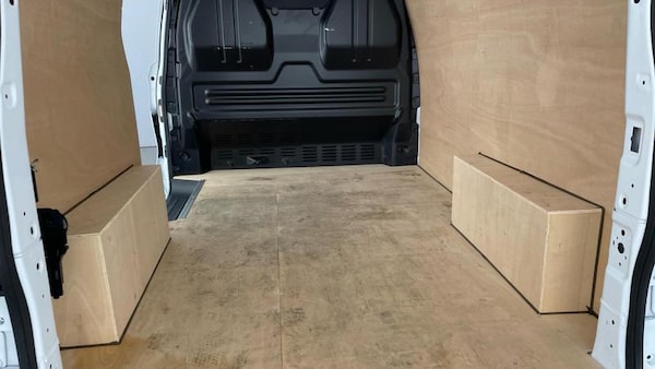 Used Volkswagen Transporter 2025 for sale - 74931795: Photo 28