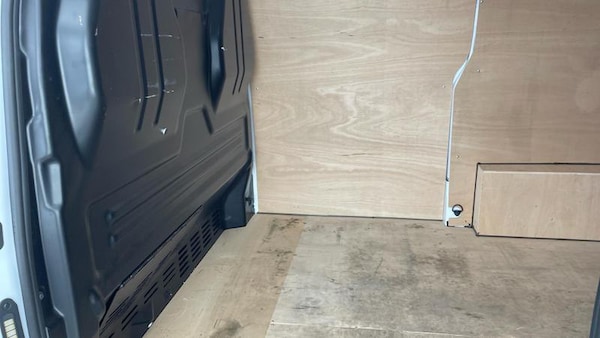 Used Volkswagen Transporter 2025 for sale - 74931795: Photo 32