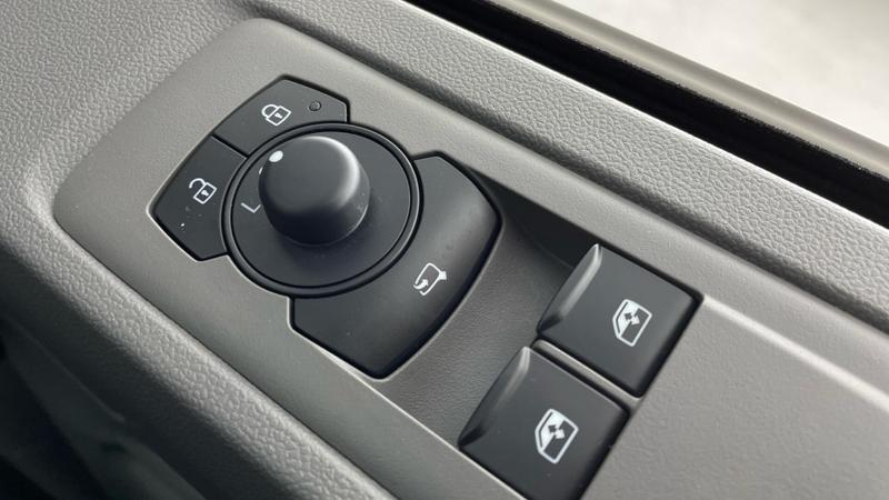 Used Volkswagen Transporter 2025 for sale - 76038158: Photo 19