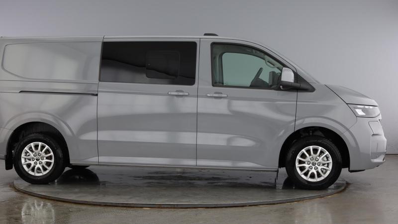 Used Volkswagen Transporter 2025 for sale - 76038158: Photo 4