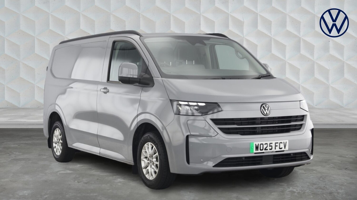 Used Volkswagen Transporter 2025 for sale - 77619165: Photo 1