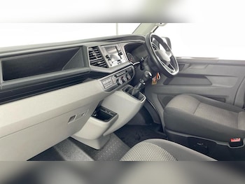 Used Volkswagen Transporter 2023 for sale - 76255387: Photo