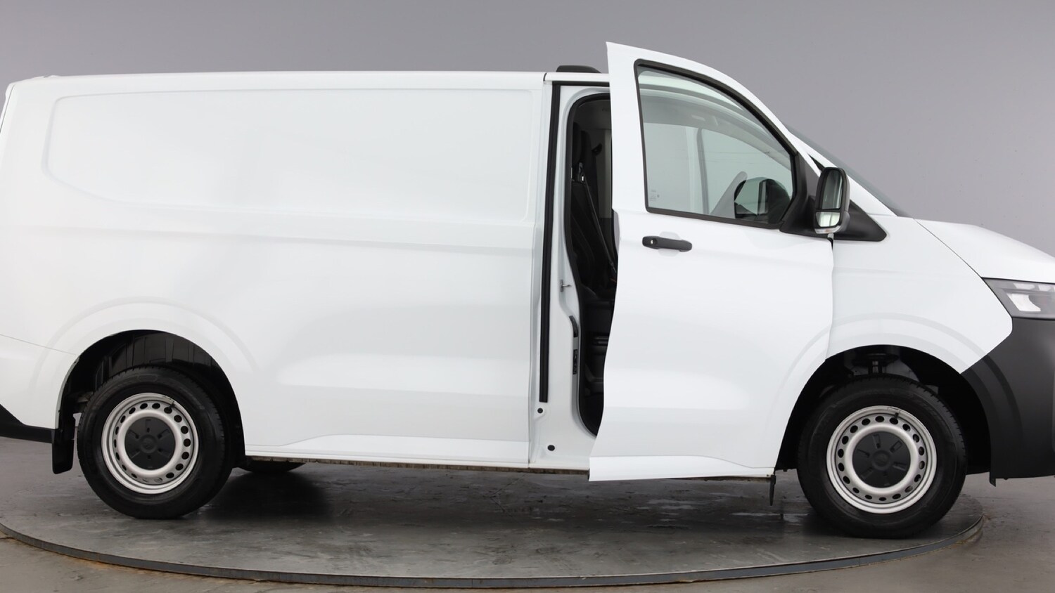 Used Volkswagen Transporter 2025 for sale - 77602629: Photo 10