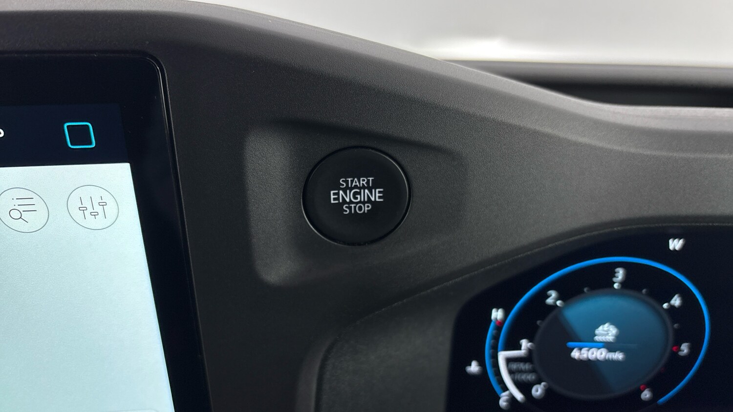 Used Volkswagen Transporter 2025 for sale - 77602629: Photo 14