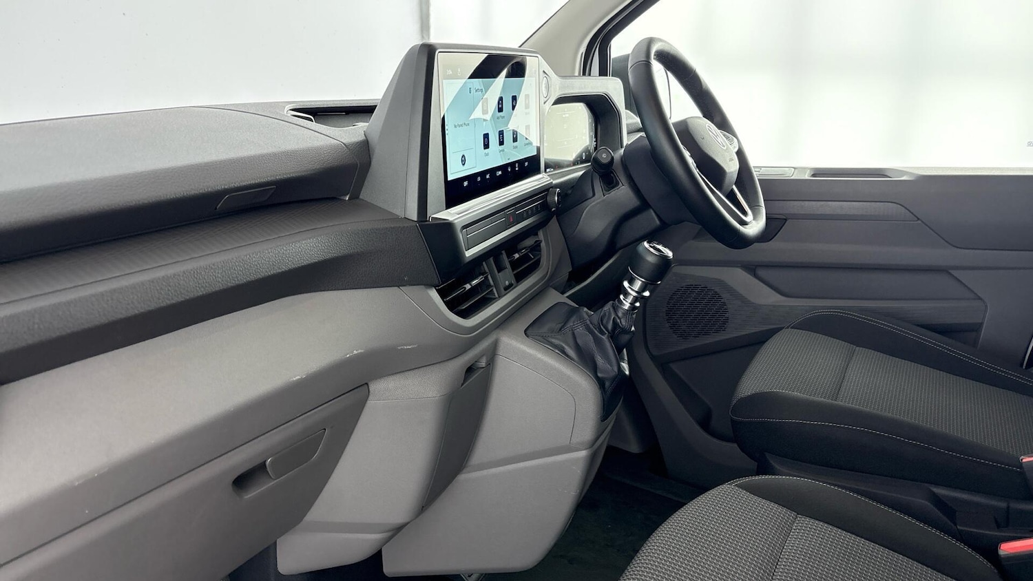 Used Volkswagen Transporter 2025 for sale - 77602629: Photo 2