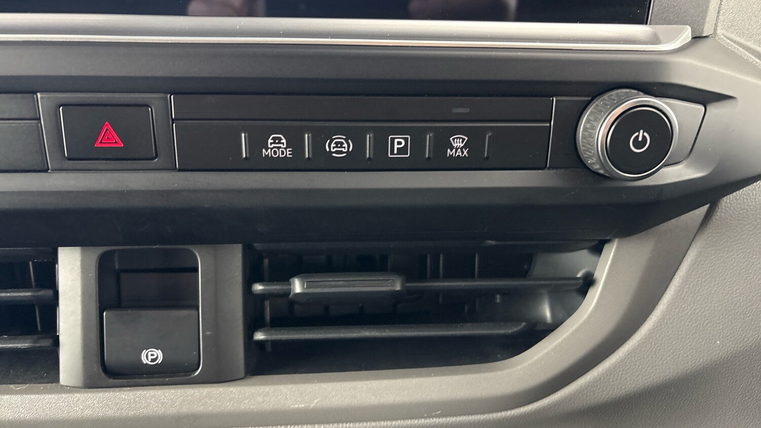 Used Volkswagen Transporter 2025 for sale - 77602629: Photo 25