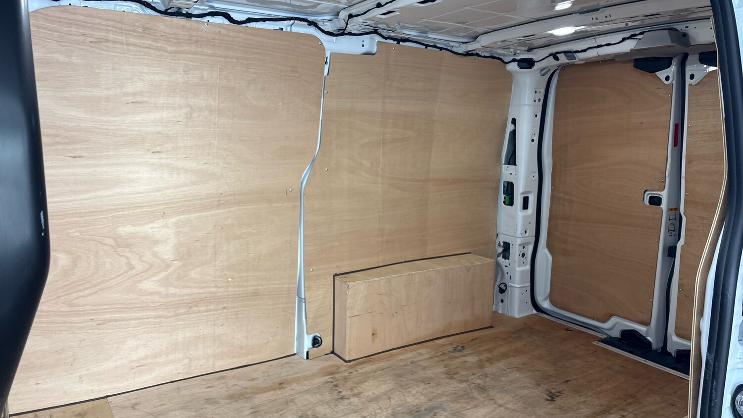 Used Volkswagen Transporter 2025 for sale - 77602629: Photo 31