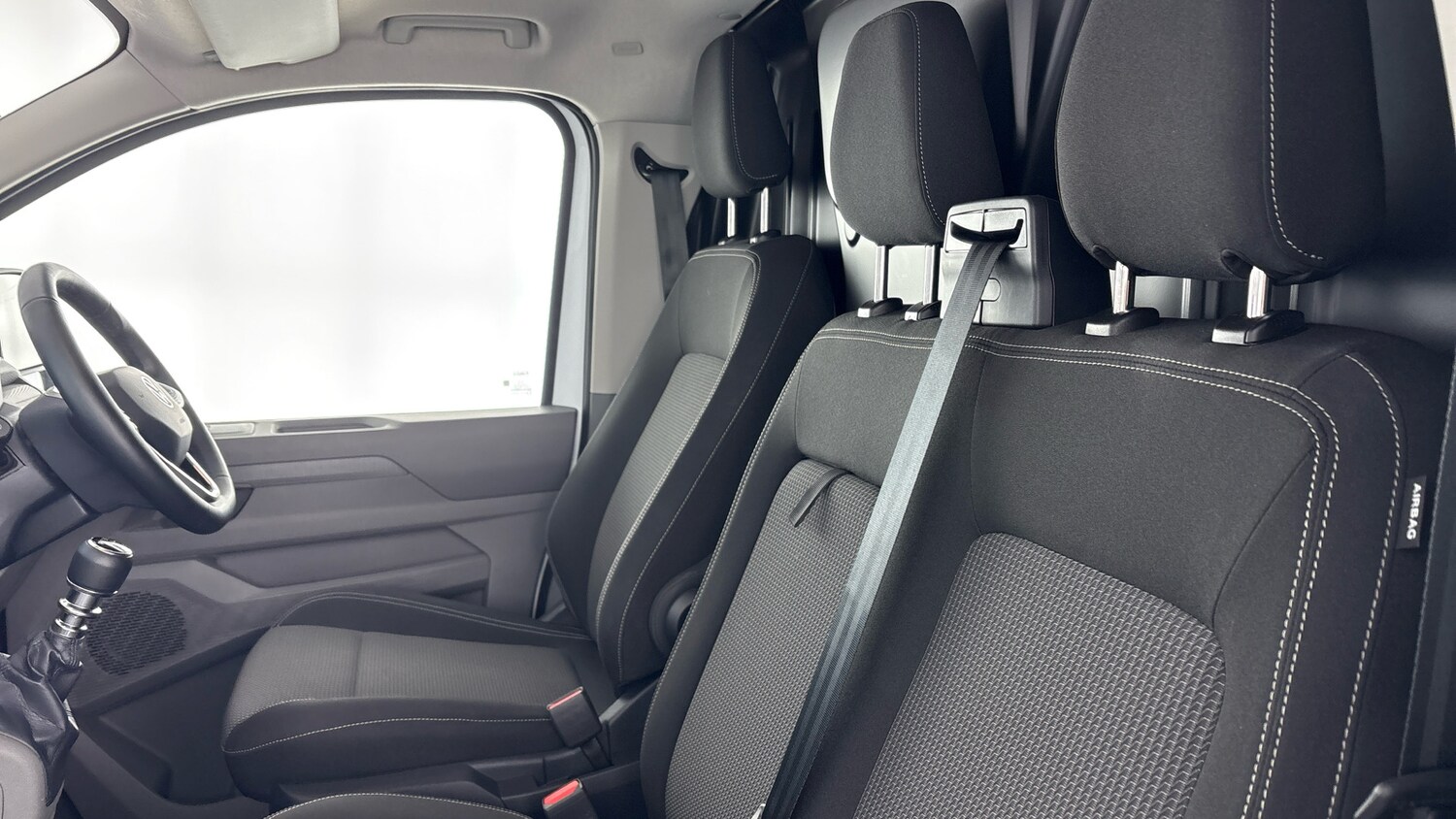 Used Volkswagen Transporter 2025 for sale - 77602629: Photo 32