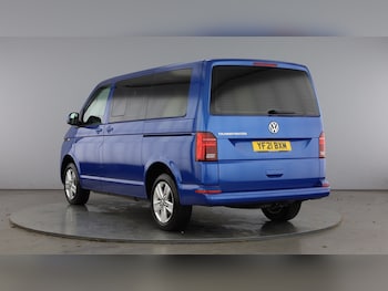 Used Volkswagen Transporter Shuttle 2021 for sale - 78553100: Photo