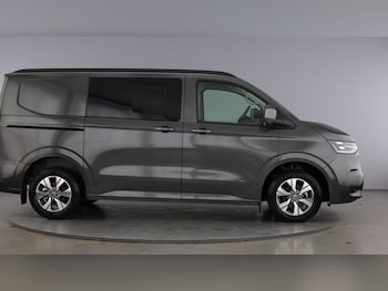 Used Volkswagen Transporter 2025 for sale - 78281602: Photo