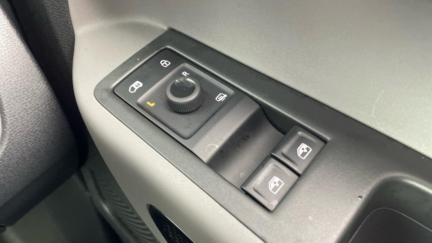 Used Volkswagen ID.Buzz 2025 for sale - 77832050: Photo 19