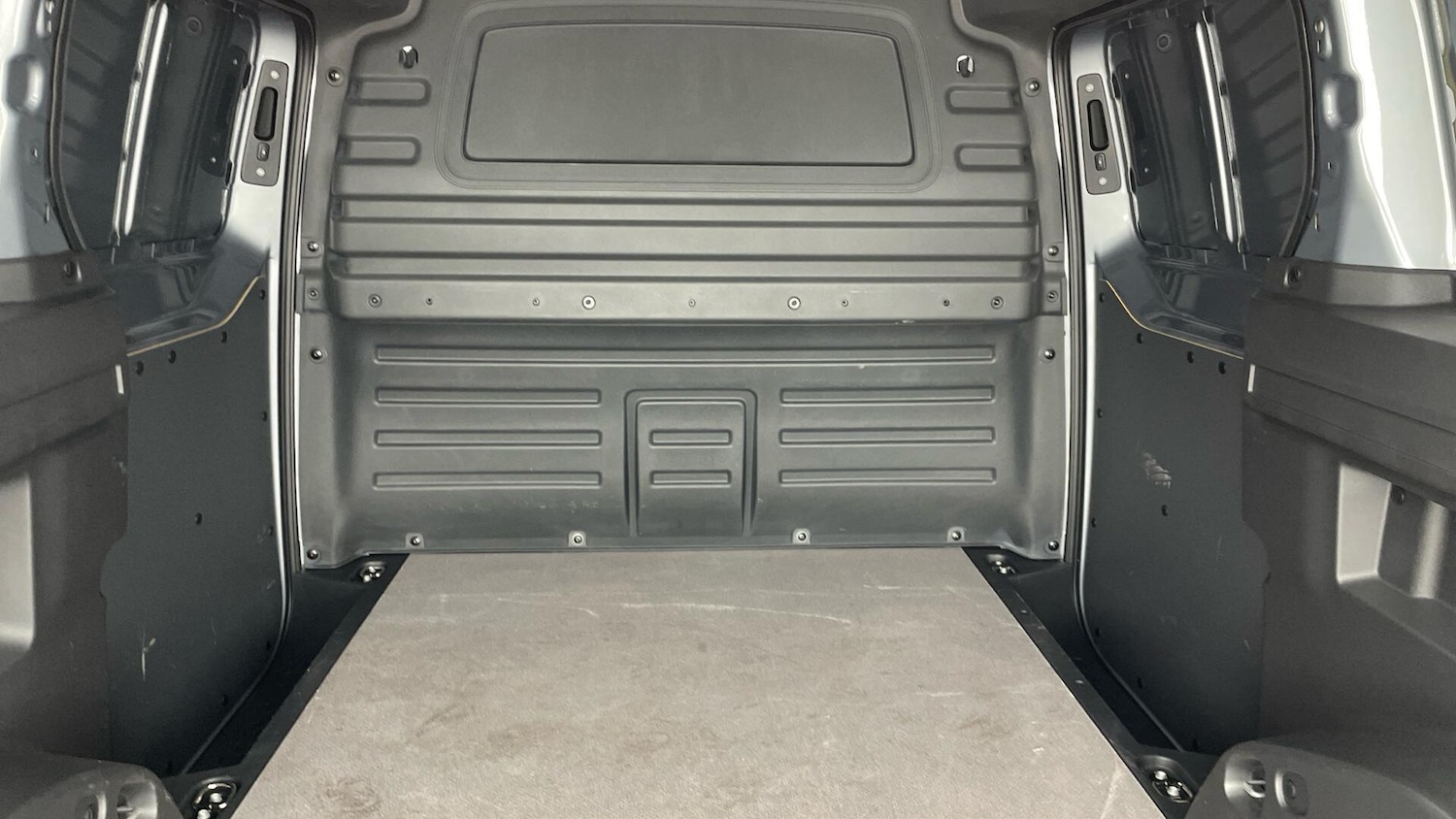 Used Volkswagen ID.Buzz 2025 for sale - 77832050: Photo 29