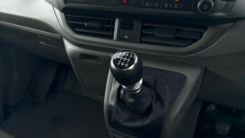 Used Volkswagen Transporter 2025 for sale - 74931771: Photo 12