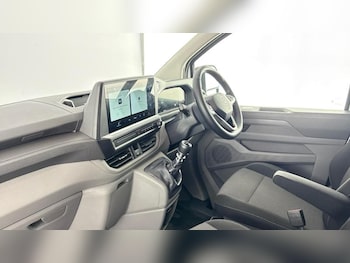 Used Volkswagen Transporter 2025 for sale - 74931771: Photo