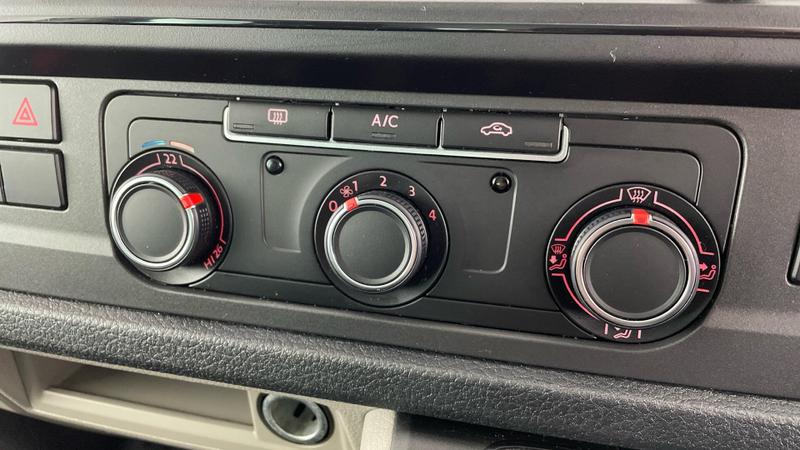 Used Volkswagen Transporter 2019 for sale - 75997369: Photo 13