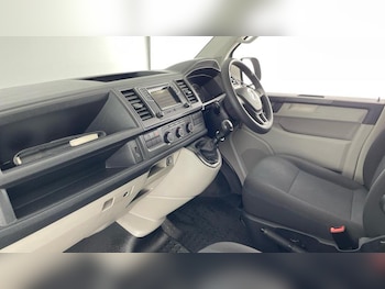 Used Volkswagen Transporter 2019 for sale - 75997369: Photo