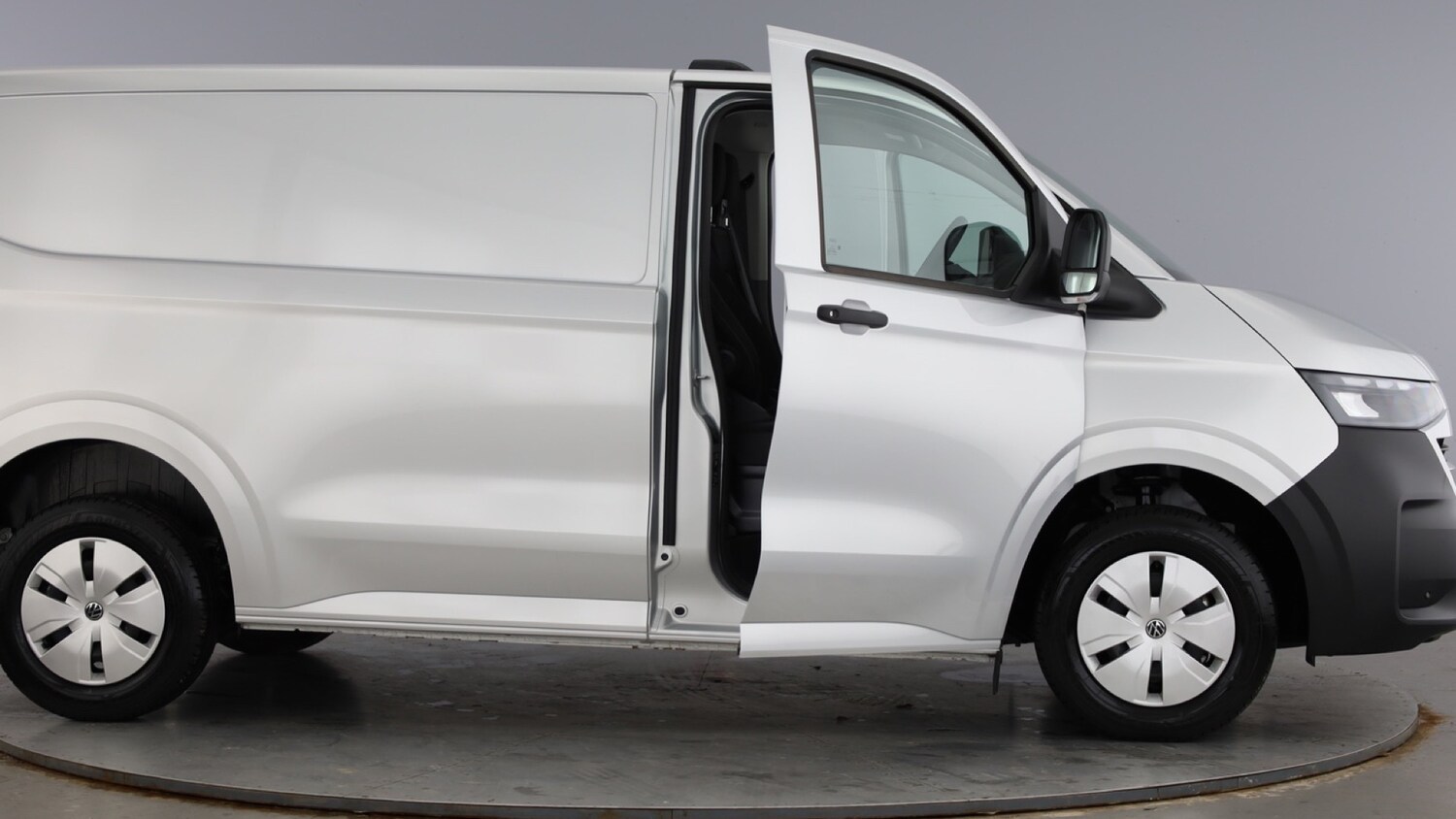 Used Volkswagen Transporter 2025 for sale - 77602601: Photo 10