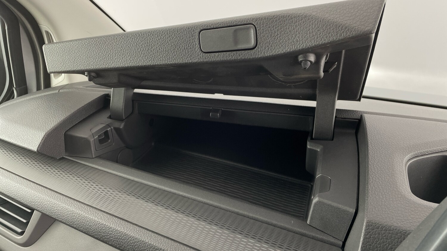 Used Volkswagen Transporter 2025 for sale - 77602601: Photo 22