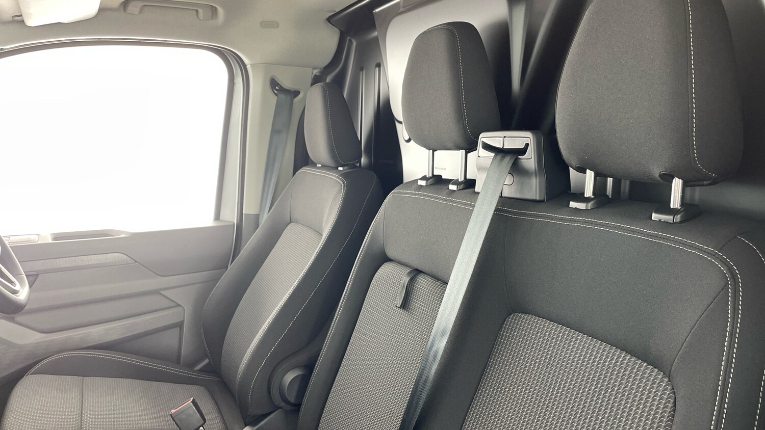 Used Volkswagen Transporter 2025 for sale - 77602601: Photo 33