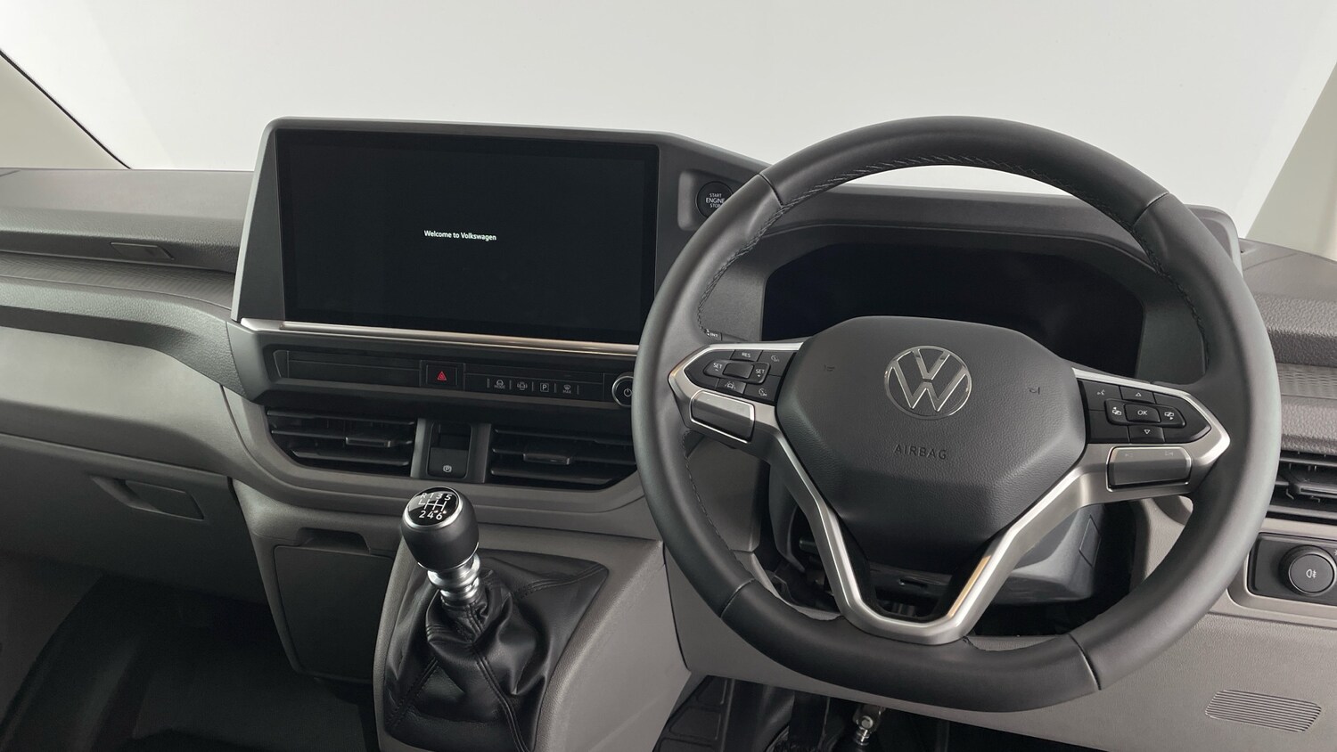 Used Volkswagen Transporter 2025 for sale - 77602601: Photo 8