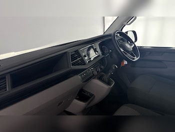 Used Volkswagen Transporter 2024 for sale - 78108842: Photo