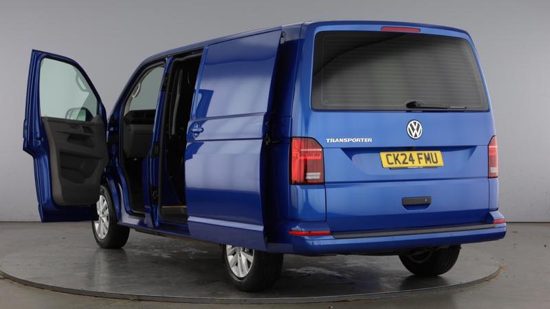 Used Volkswagen Transporter 2024 for sale - 76797157: Photo 11