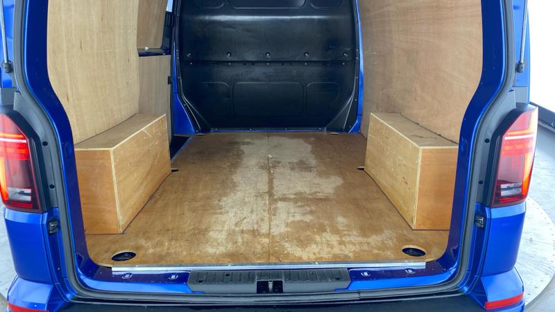 Used Volkswagen Transporter 2024 for sale - 76797157: Photo 17