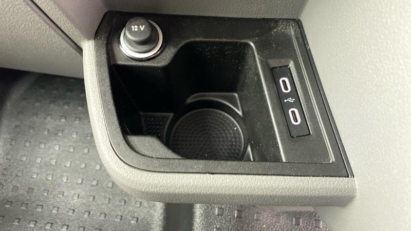 Used Volkswagen Transporter 2024 for sale - 76797157: Photo 23
