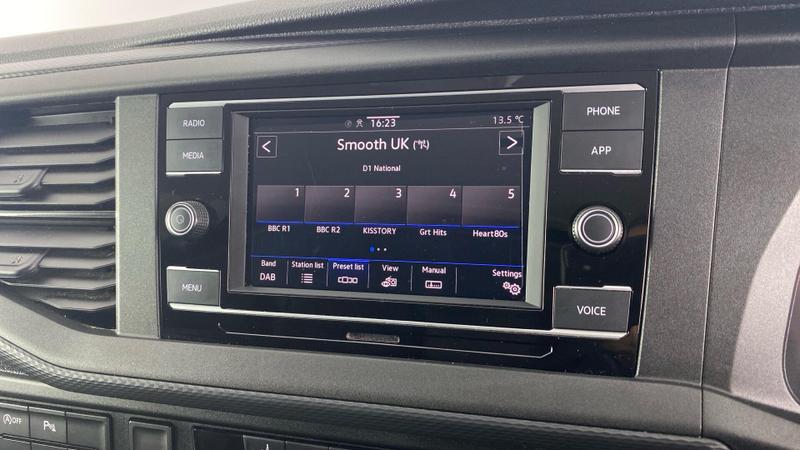 Used Volkswagen Transporter 2024 for sale - 76797157: Photo 25