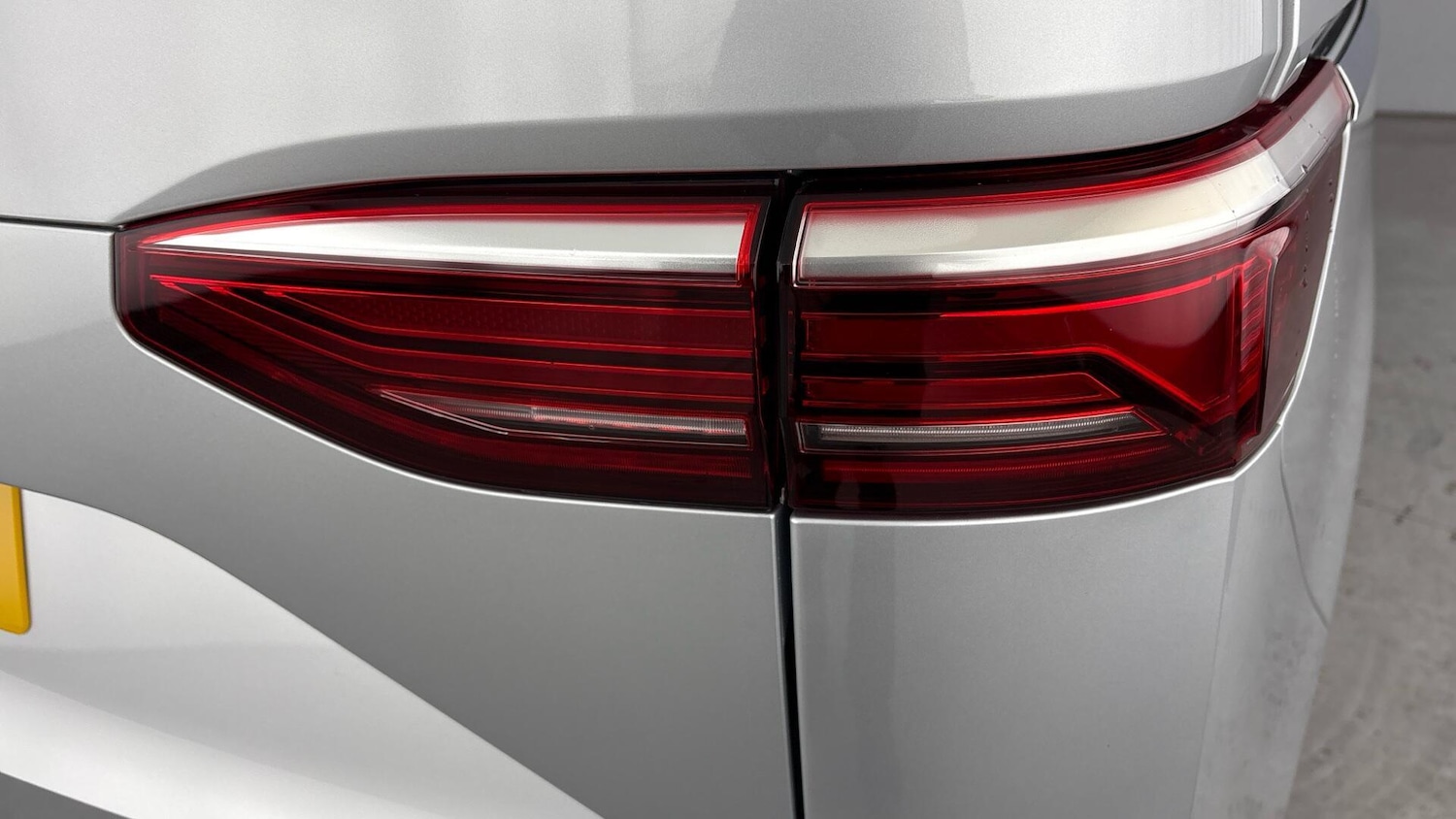 Used Volkswagen Multivan 2024 for sale - 77791247: Photo 20