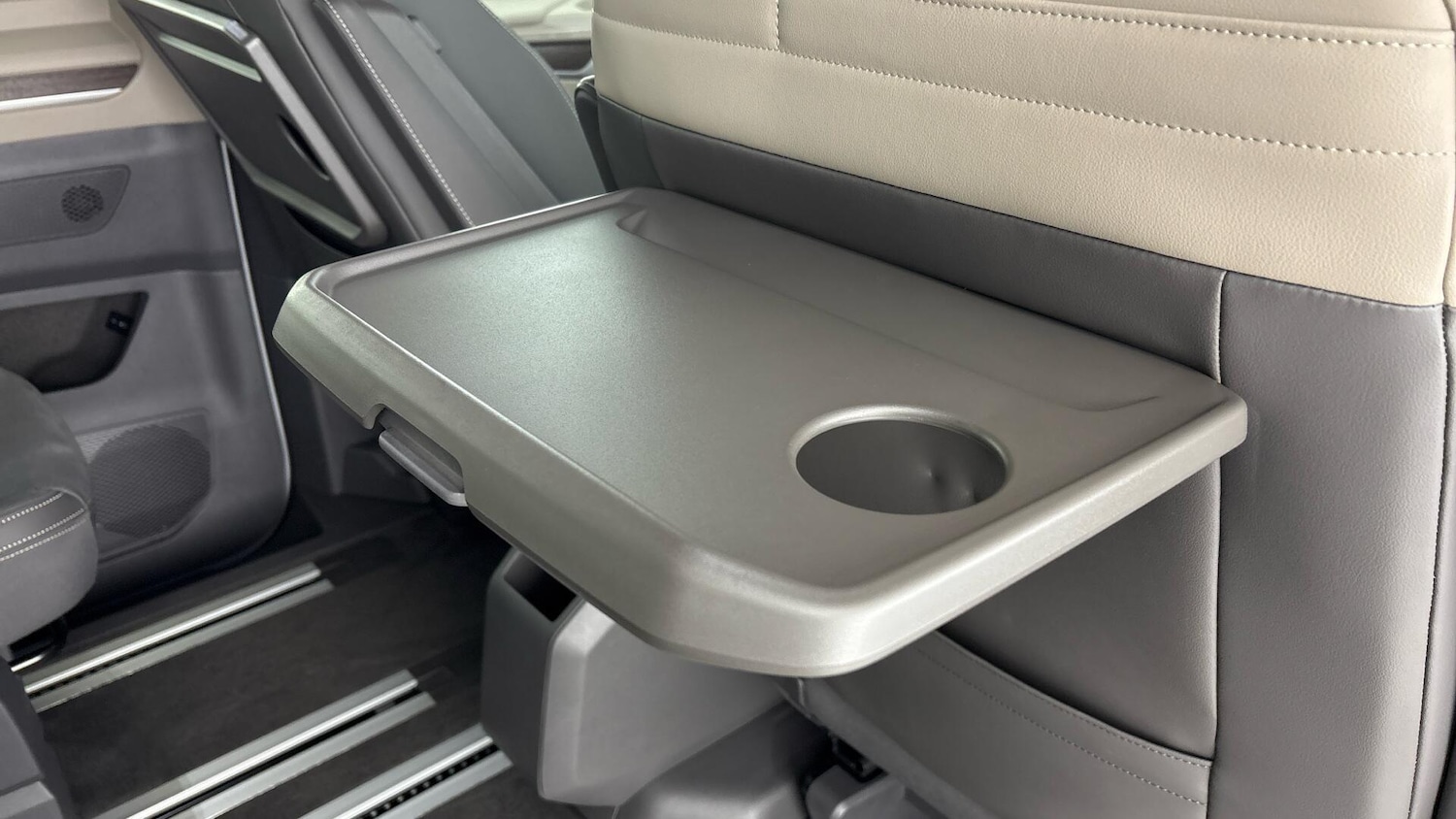 Used Volkswagen Multivan 2024 for sale - 77791247: Photo 23