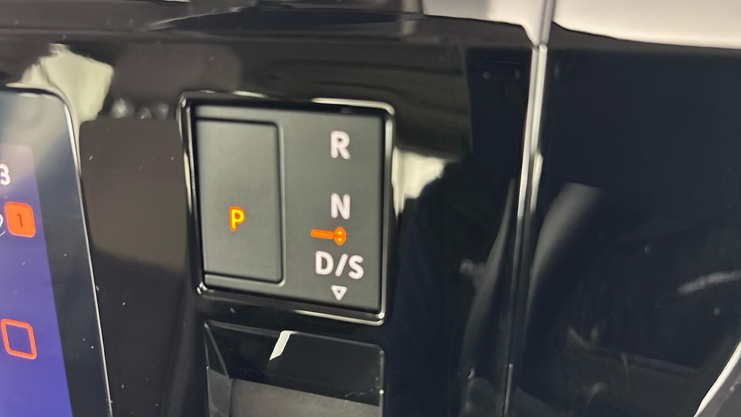 Used Volkswagen Multivan 2024 for sale - 77791247: Photo 26