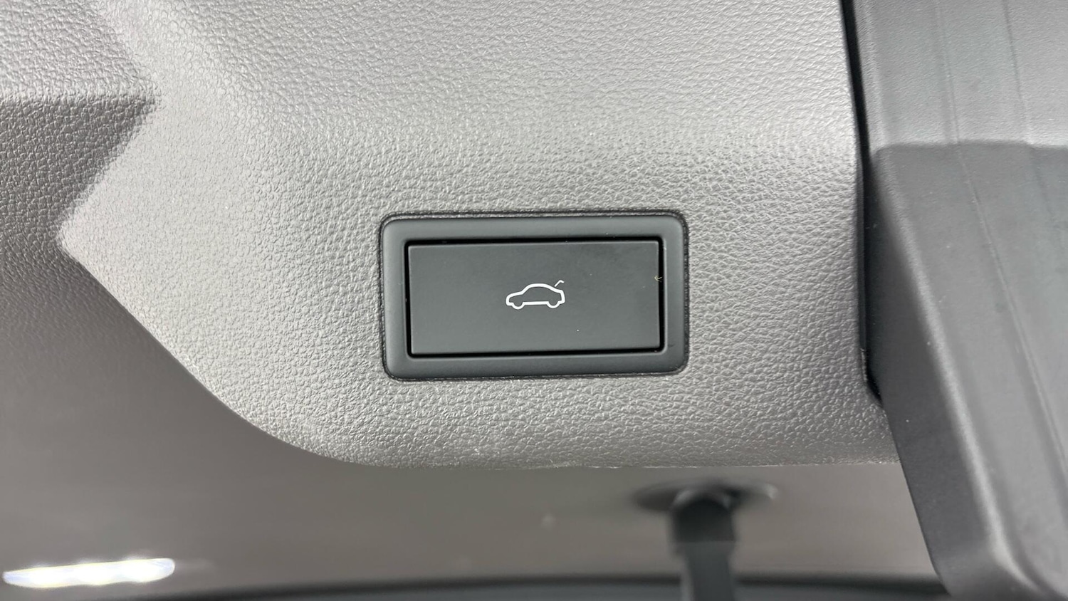 Used Volkswagen Multivan 2024 for sale - 77791247: Photo 43