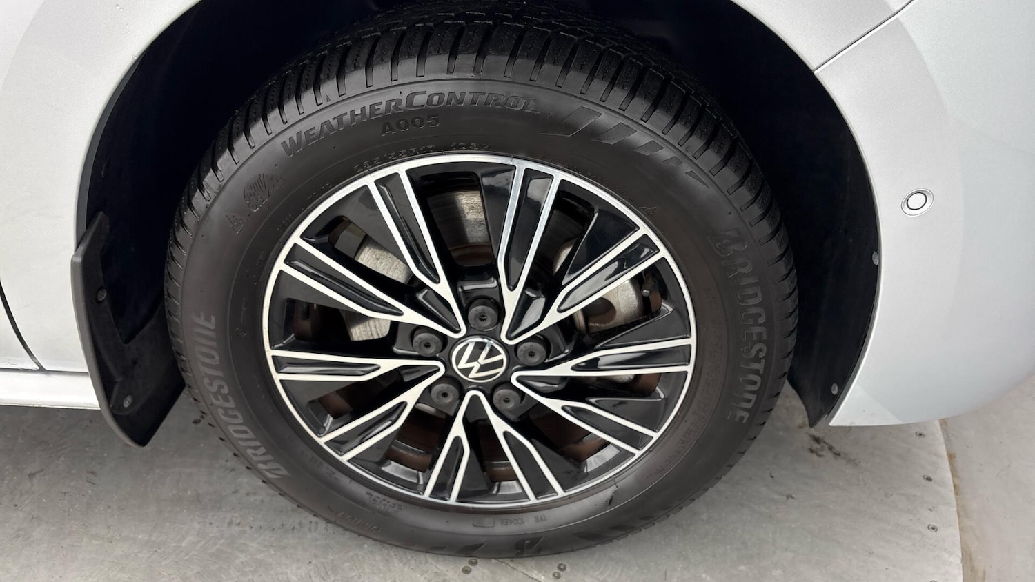 Used Volkswagen Multivan 2024 for sale - 77791247: Photo 5