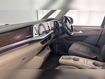 Used Volkswagen Multivan 2025 for sale - 77619204: Photo