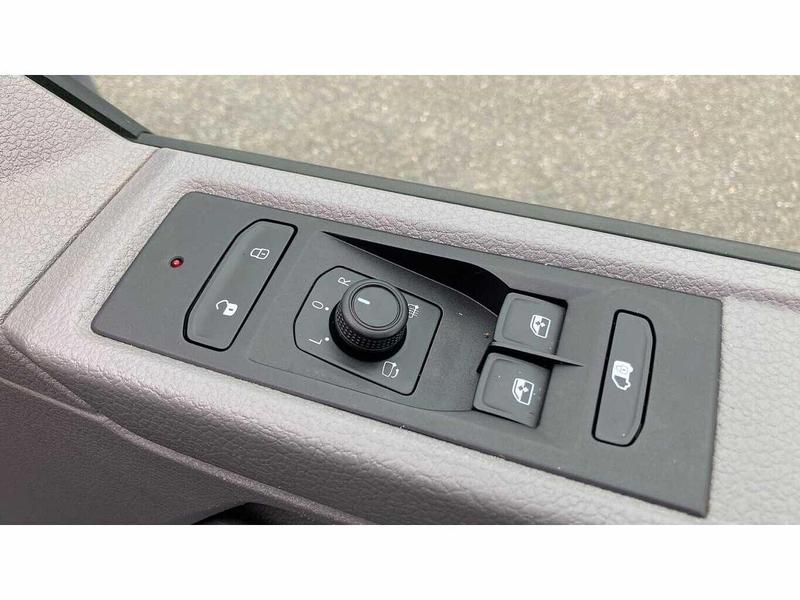 Used Volkswagen Transporter 2023 for sale - 76205688: Photo 26