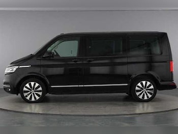 Used Volkswagen Caravelle 2020 for sale - 76797151: Photo