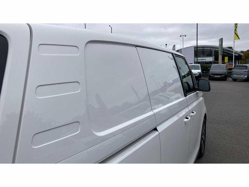 Used Volkswagen ID. Buzz Cargo 2025 for sale - 75638837: Photo 20