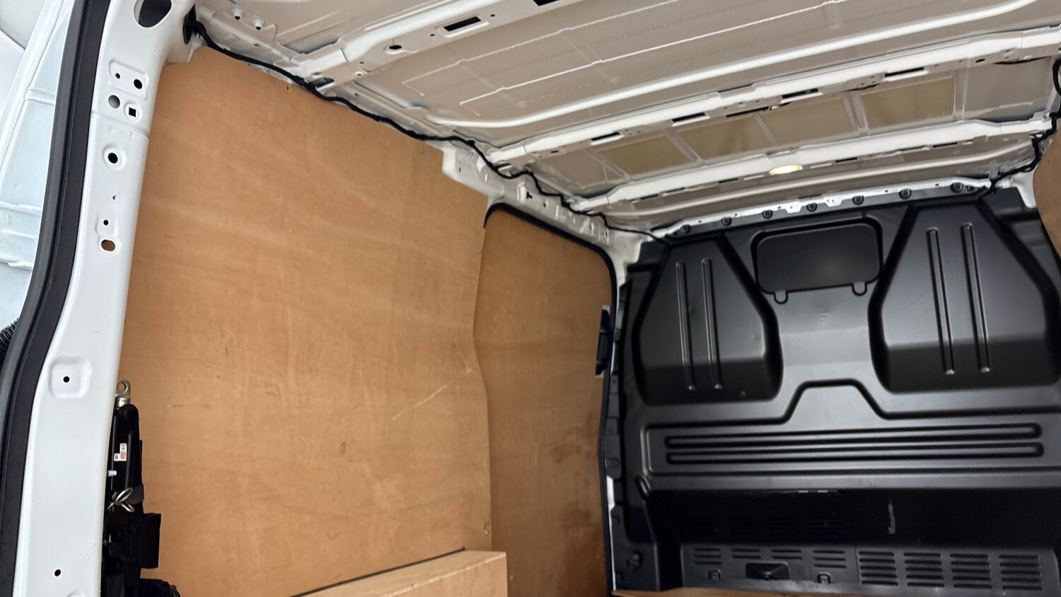 Used Volkswagen Transporter 2025 for sale - 77602507: Photo 15