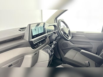 Used Volkswagen Transporter 2025 for sale - 77602507: Photo